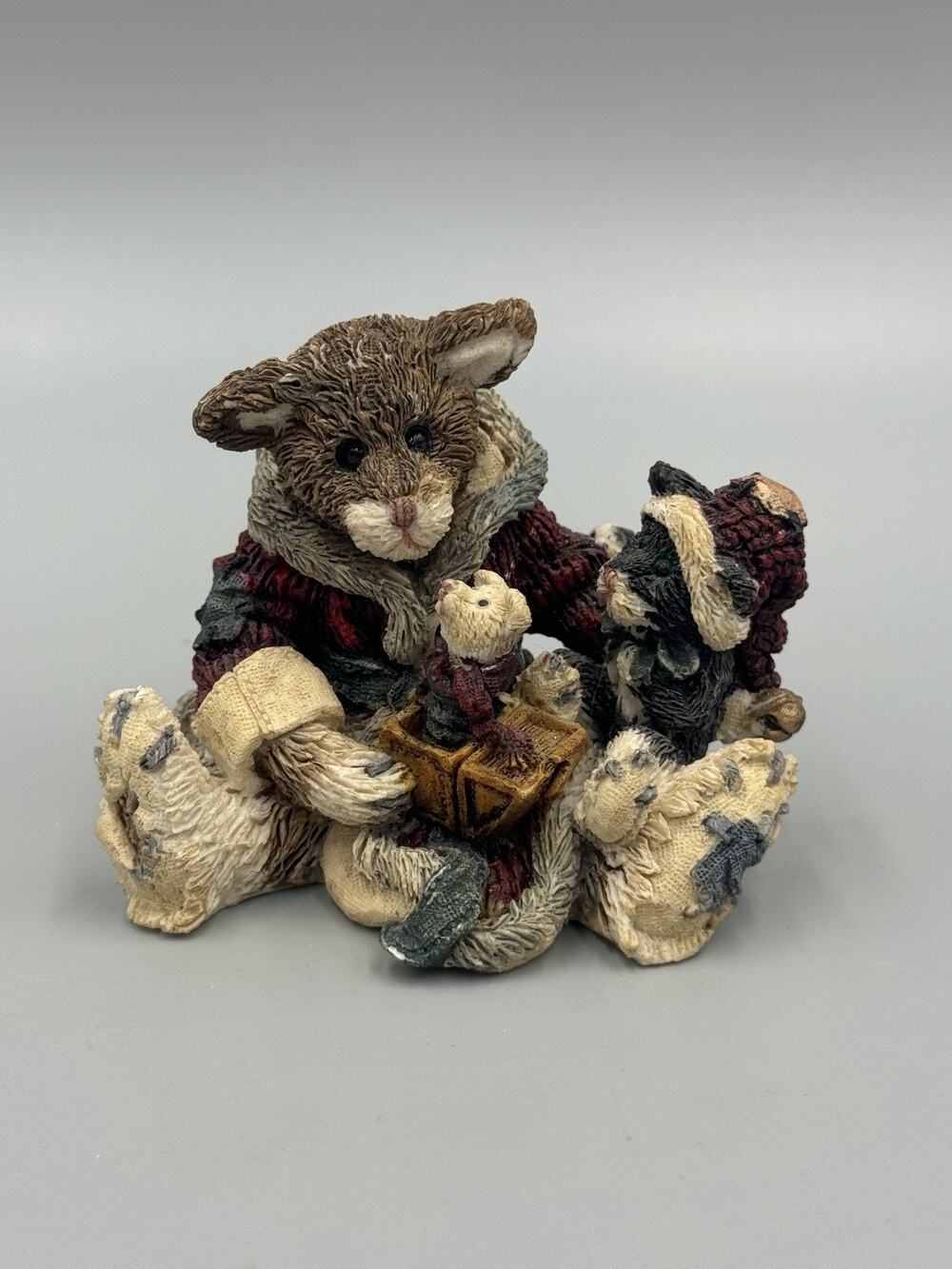 Vintage 1994 Boyds Bears Cookie The Santa Cat Figurine 2237
